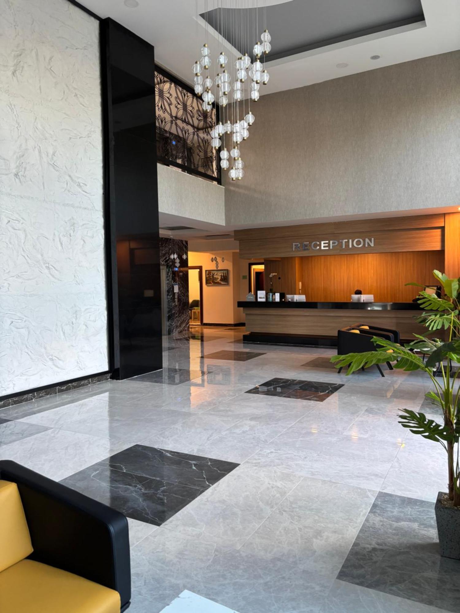 Sirma Hotel Side Exterior photo